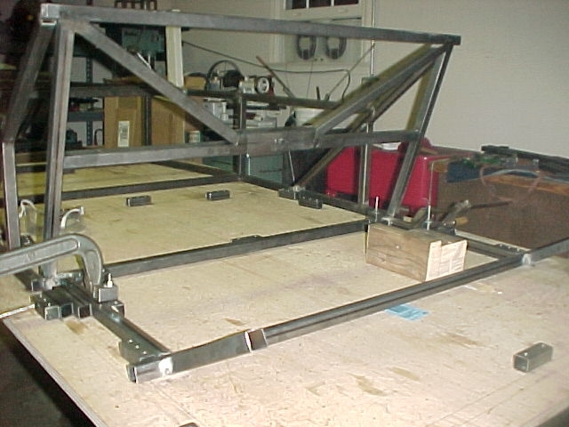 Frame showing rear cross support
